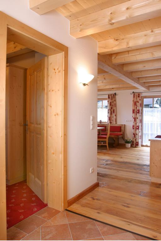 Neuhaushof Apartment Hollersbach im Pinzgau Room photo